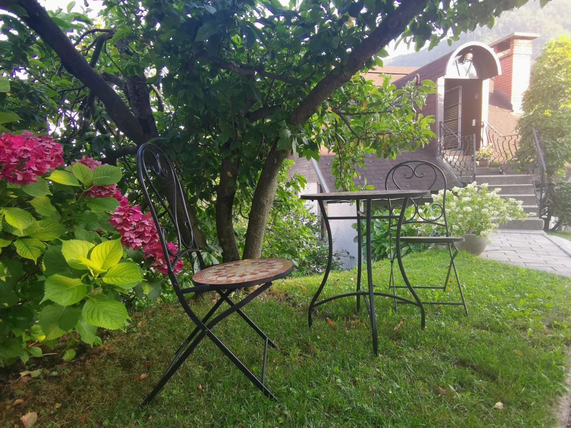 Apartmaji Mak Jesenice Eksteriør billede