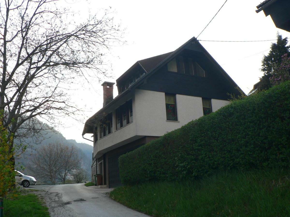 Apartmaji Mak Jesenice Eksteriør billede